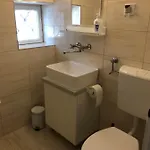 Schmidt 2. Appartement *